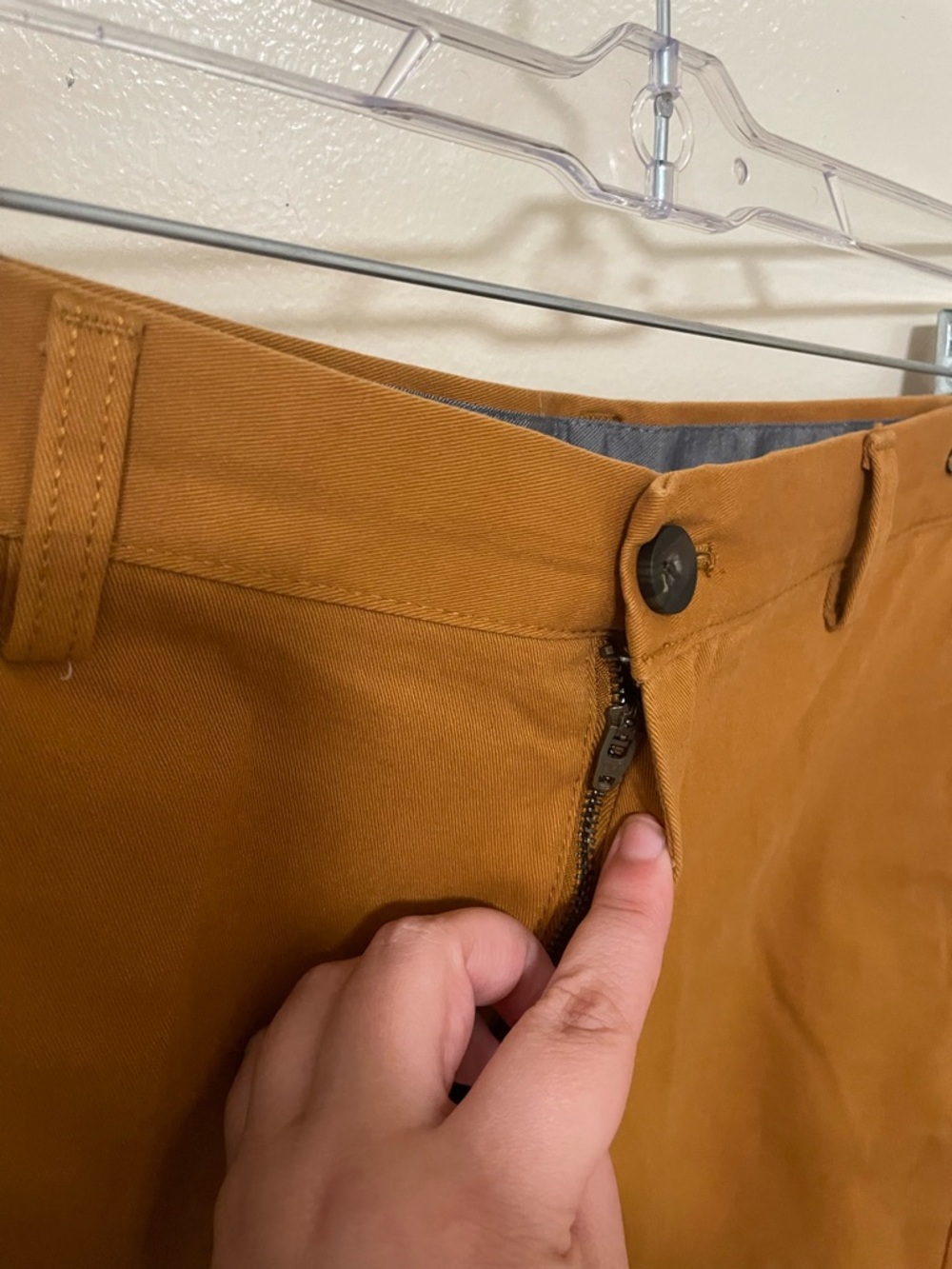 ✨NWT Men’s Amazon Essentials Shorts Size 33 - Picture 2 of 7